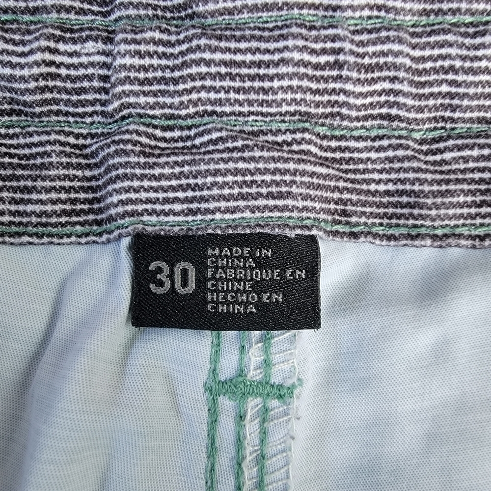 2/$20 O'Neill Hybrid Shorts 30 - Picture 6 of 9